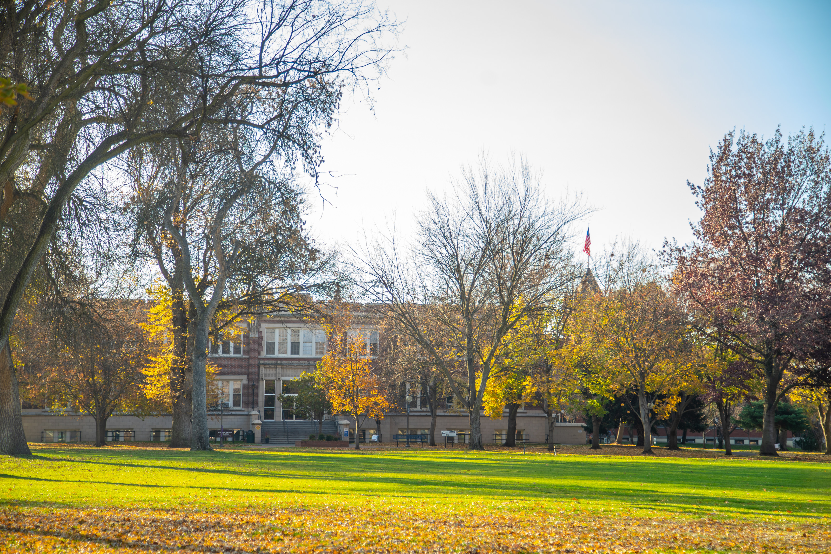 LC State Administration Building