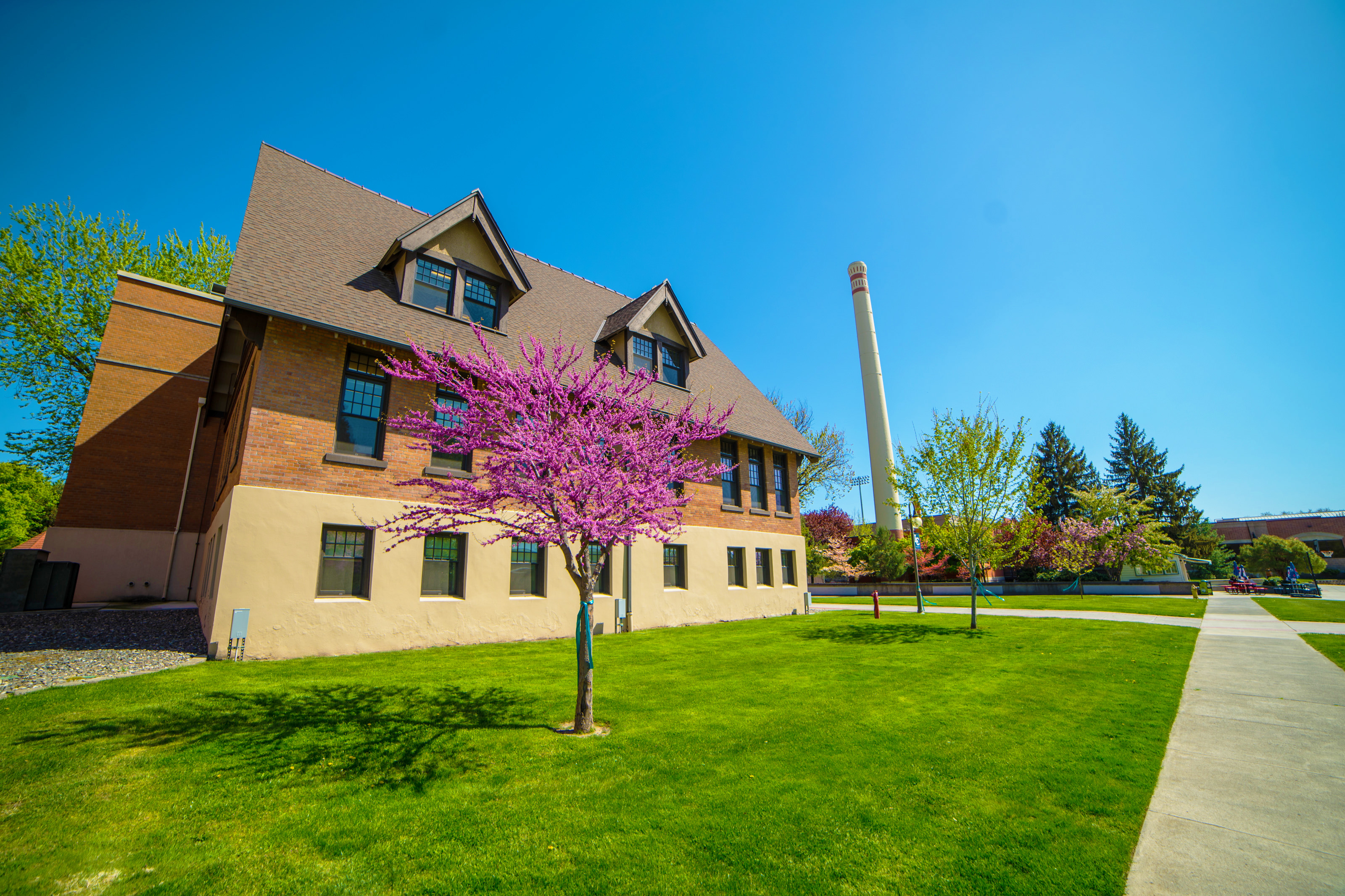 Thomas Jefferson Hall building