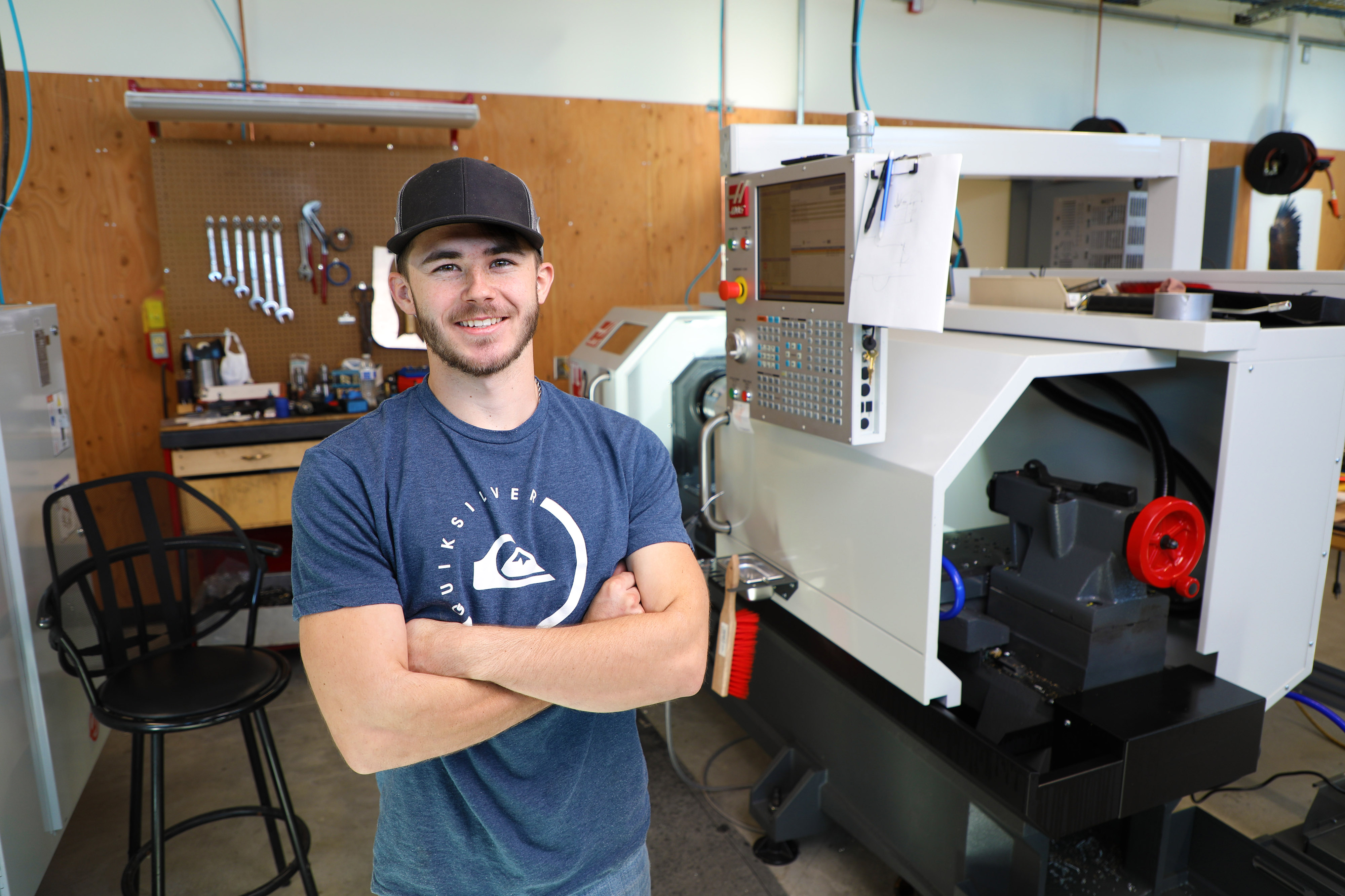 CNC maching student